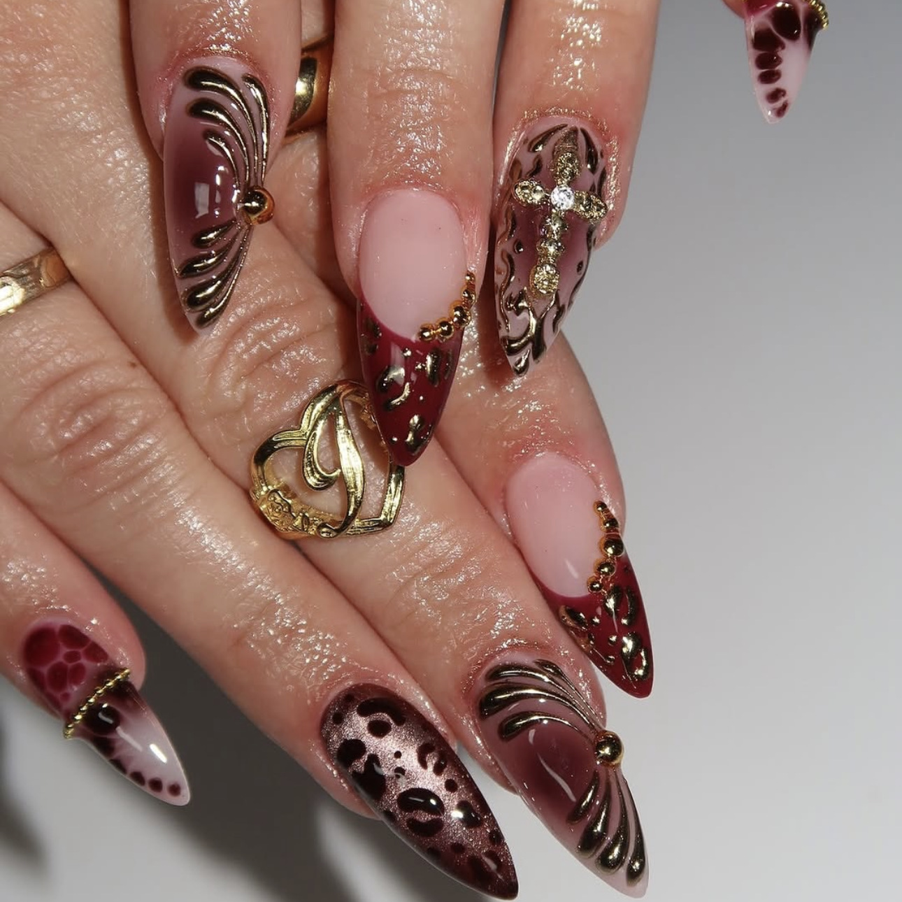 Kuku palsu warna merah cokelat - Nail Art Leopard ulasan dan harga